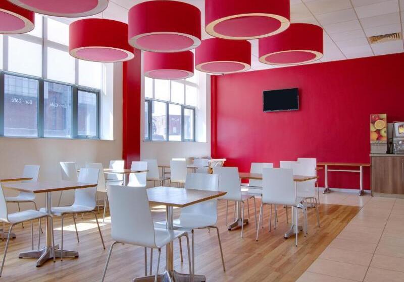 فندق Travelodge Carlisle Central