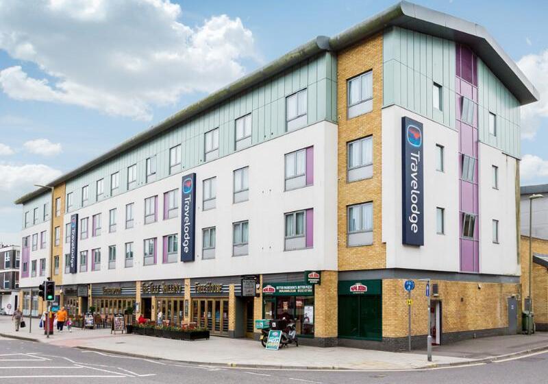 فندق Travelodge Farnborough Central