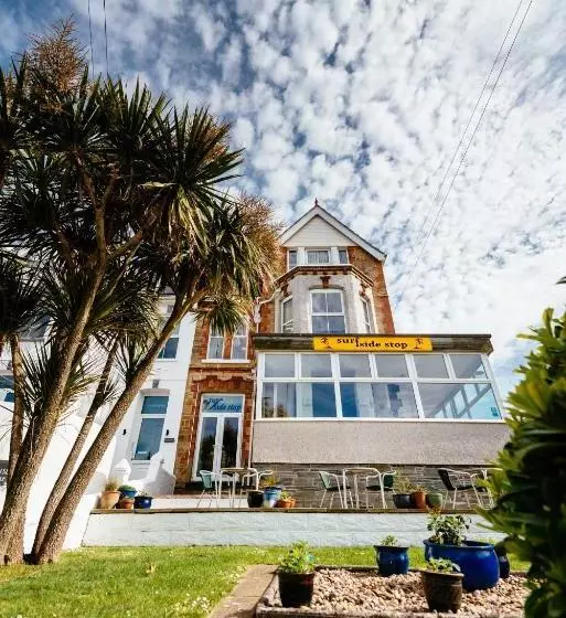 ユースホステル Surfside Stop