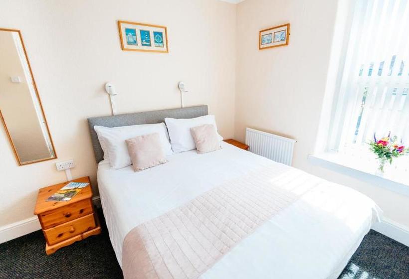 فندق صغير Surfside Stop