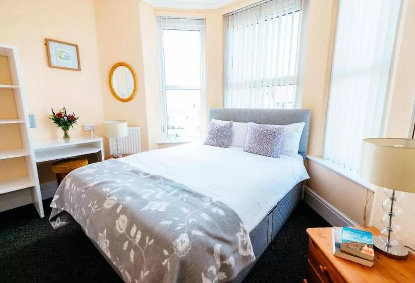 ユースホステル Surfside Stop