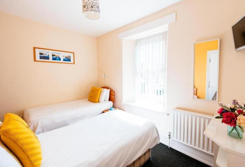 فندق صغير Surfside Stop