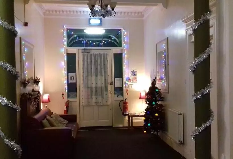 ベッドアンドブレックファースト Beersbridge Lodge