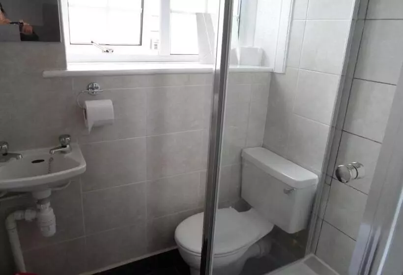 צימר Compton Guest House