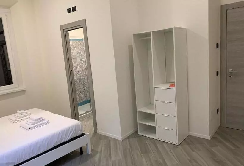 Aamiaismajoitus (B&B) Pigneto Square Home