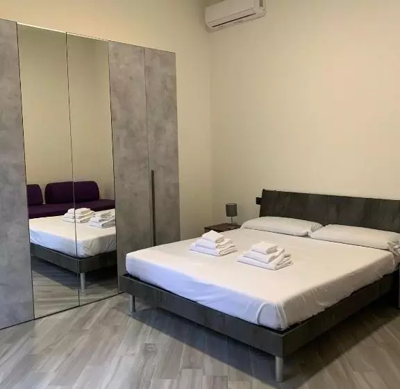 Aamiaismajoitus (B&B) Pigneto Square Home