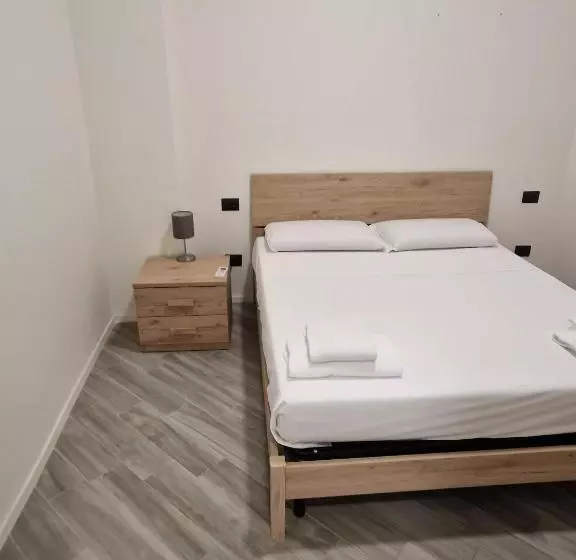 Aamiaismajoitus (B&B) Pigneto Square Home