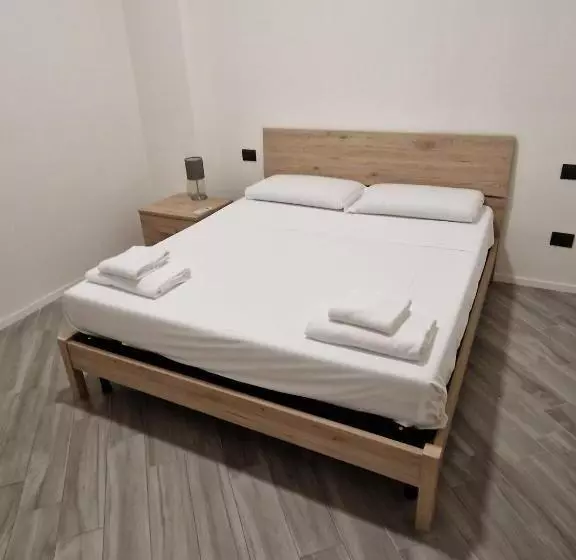 Aamiaismajoitus (B&B) Pigneto Square Home