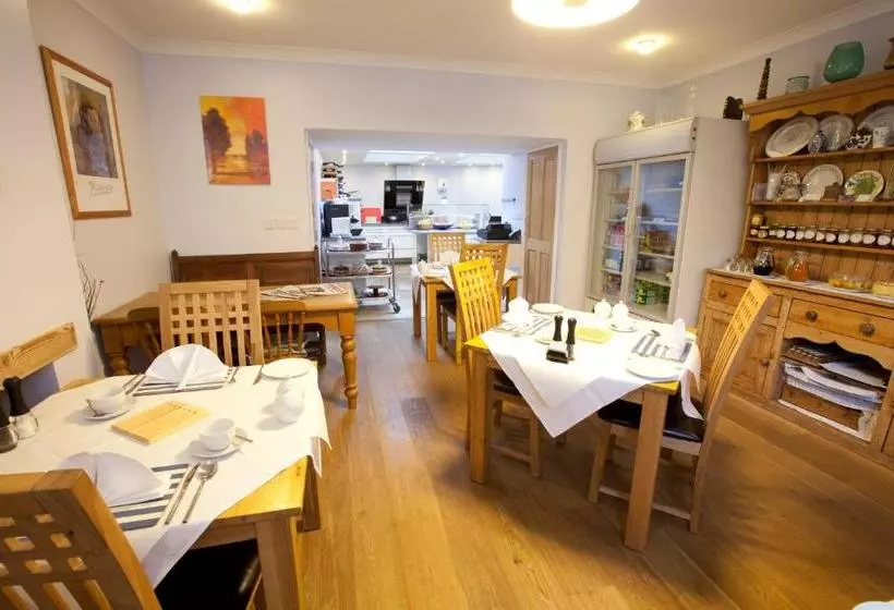 تختخواب و صبحانه Town Hall Lodge