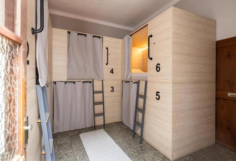 El Josemari Youth Hostel   Albergue Juvenil