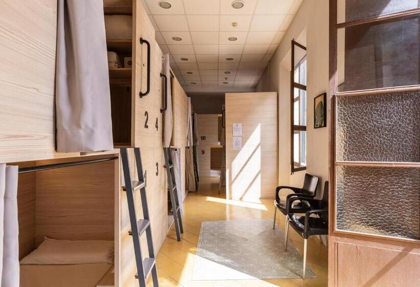 El Josemari Youth Hostel   Albergue Juvenil