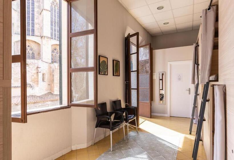 El Josemari Youth Hostel   Albergue Juvenil