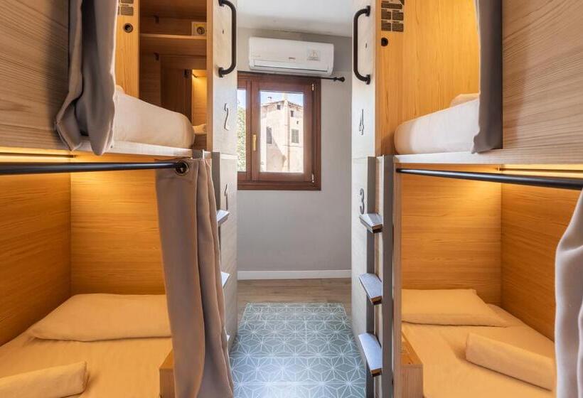 El Josemari Youth Hostel   Albergue Juvenil