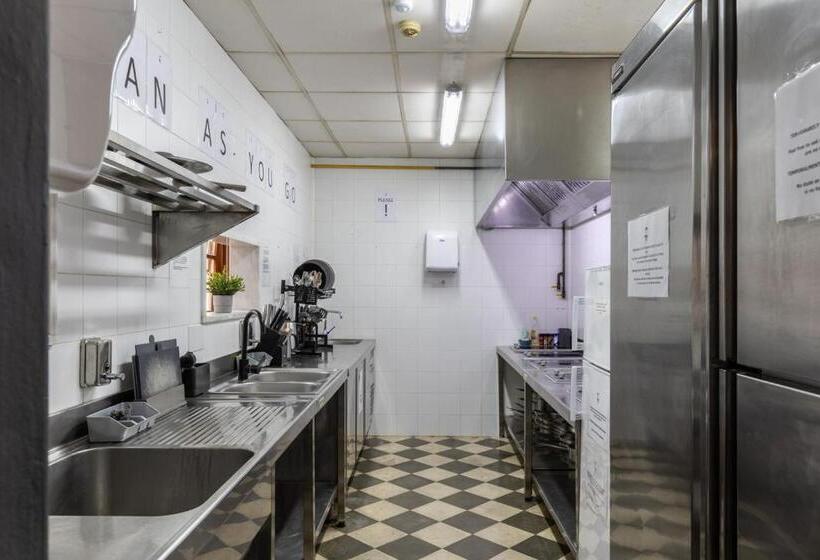 El Josemari Youth Hostel   Albergue Juvenil