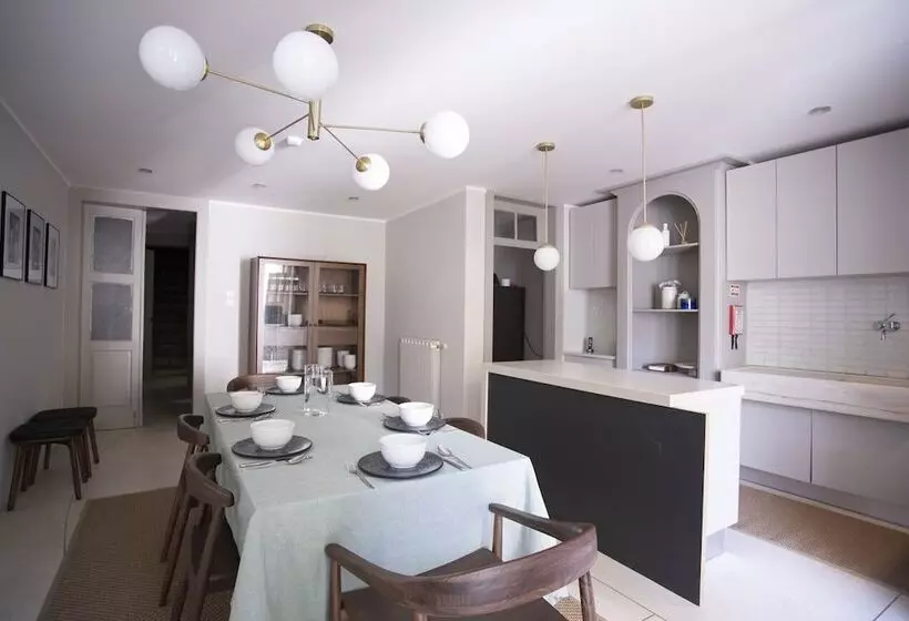 هاستل Gallery Townhouse & Home