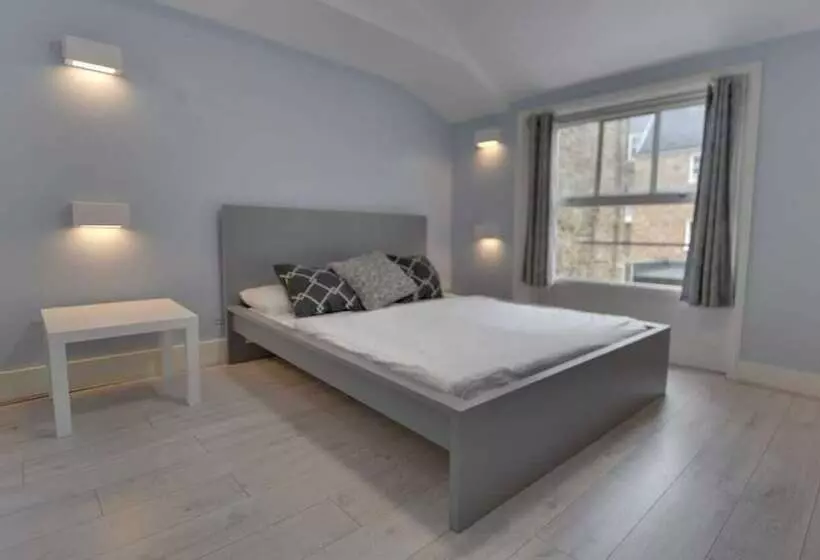 ホテル Astor Kensington Hostel