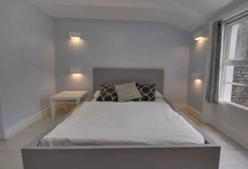 ホテル Astor Kensington Hostel