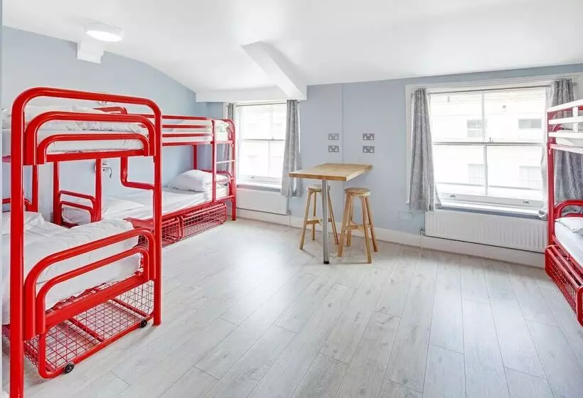 ホテル Astor Kensington Hostel