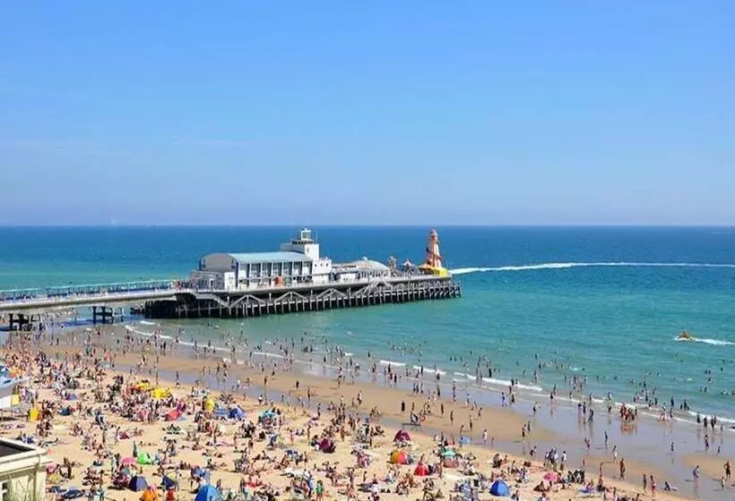 בית מלון כפרי Brooklands