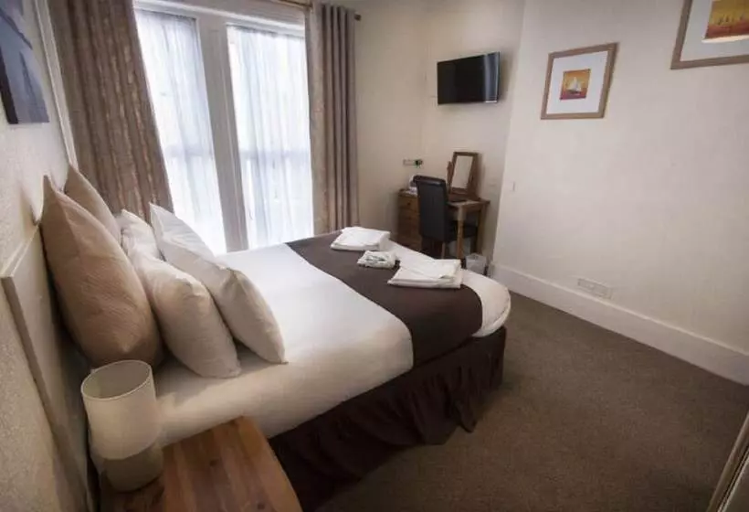 בית מלון כפרי Brooklands