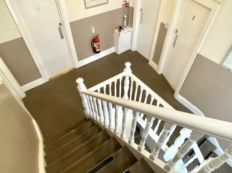 هتل The Stalbridge Guest House