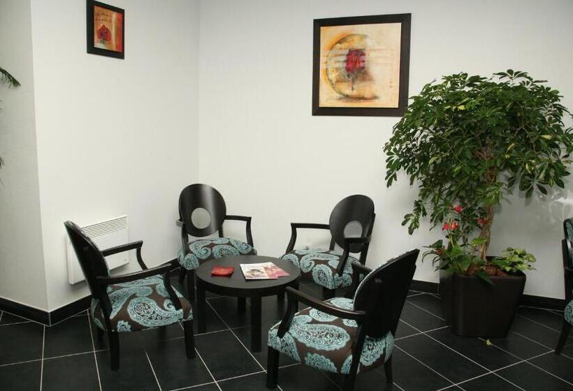 Nemea Appart Hotel Home Suite Nancy Centre