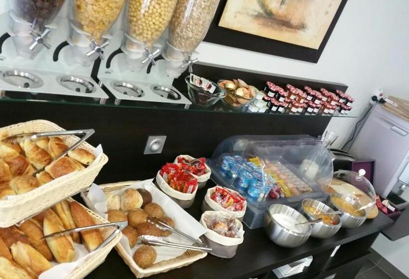 Nemea Appart Hotel Home Suite Nancy Centre