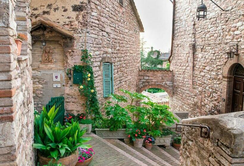 بنسيون La Viola Di Assisi