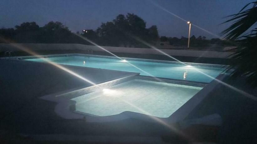 膳宿费 Nefama Pensao