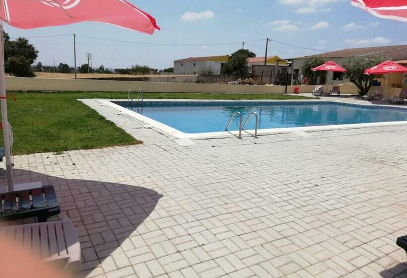 膳宿费 Nefama Pensao