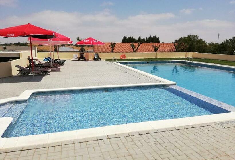 膳宿费 Nefama Pensao