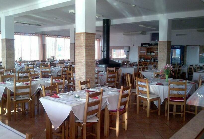 膳宿费 Nefama Pensao