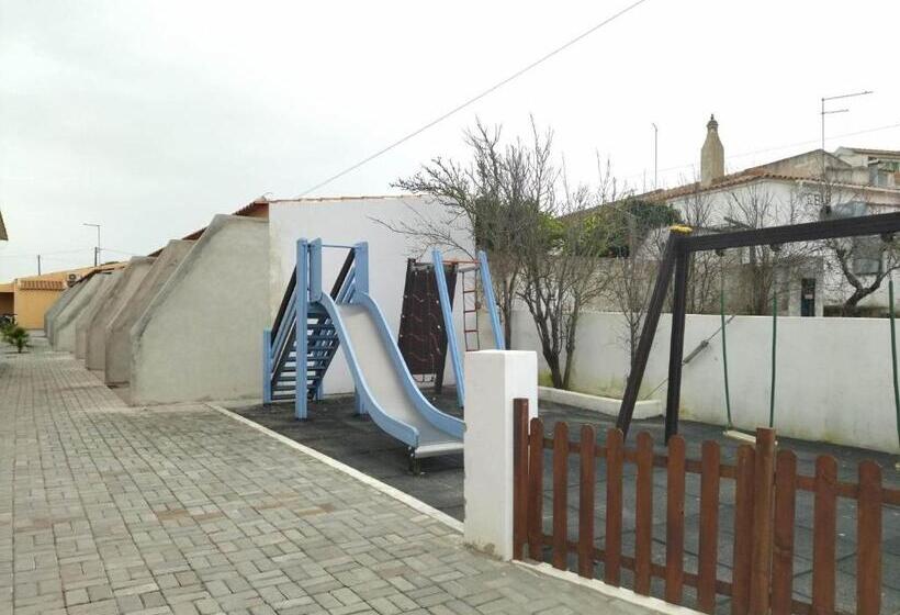 膳宿费 Nefama Pensao