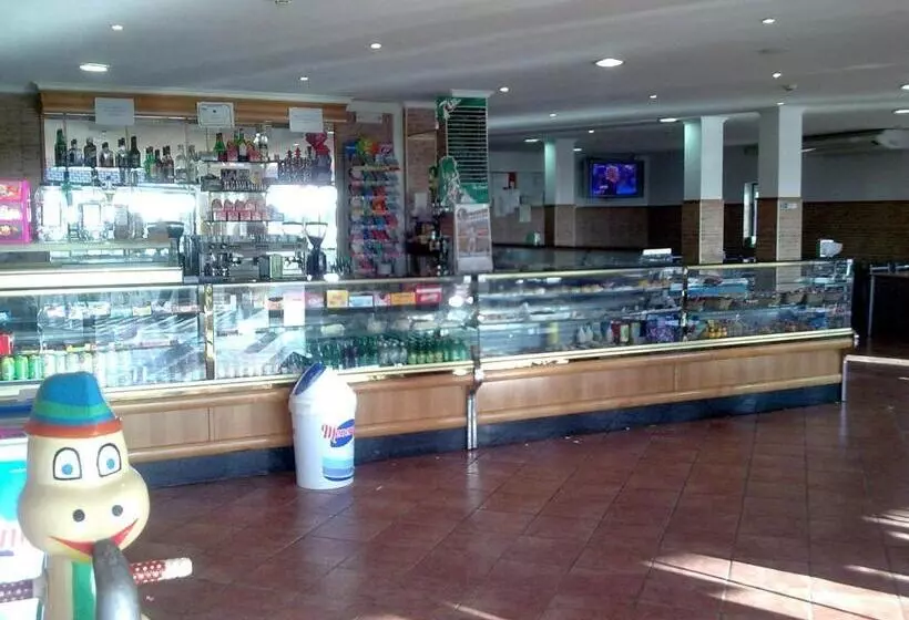 ペンション Nefama Pensao