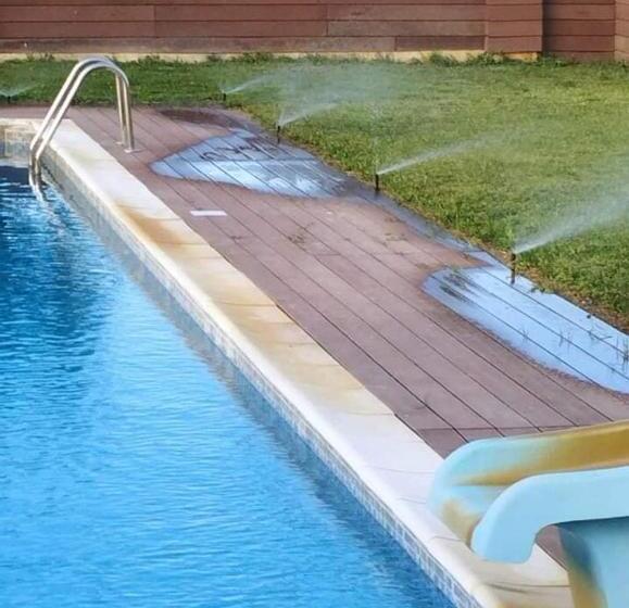 膳宿费 Nefama Pensao