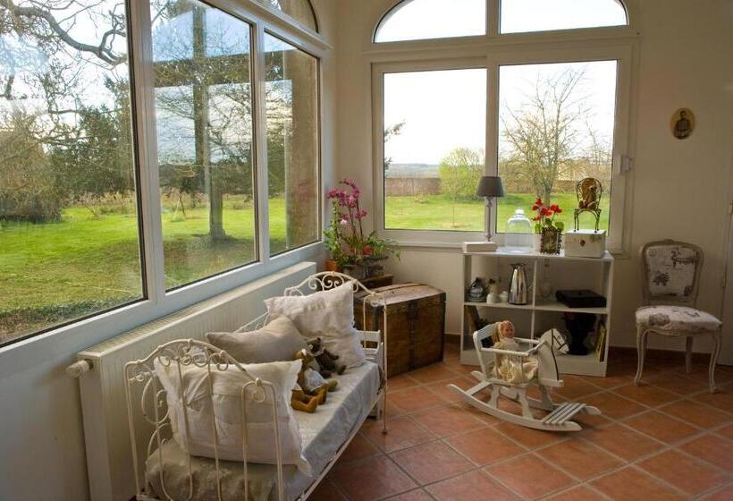 مبيت وإفطار Le Manoir De Crisolles