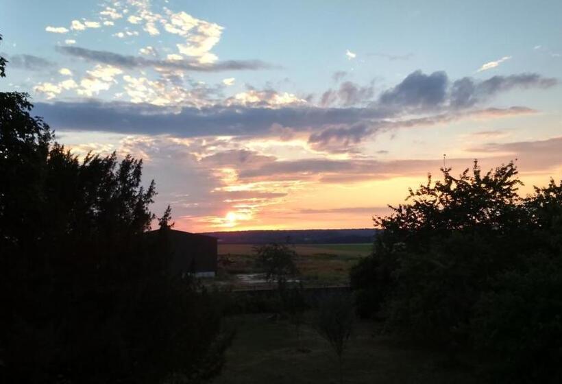 مبيت وإفطار Le Manoir De Crisolles