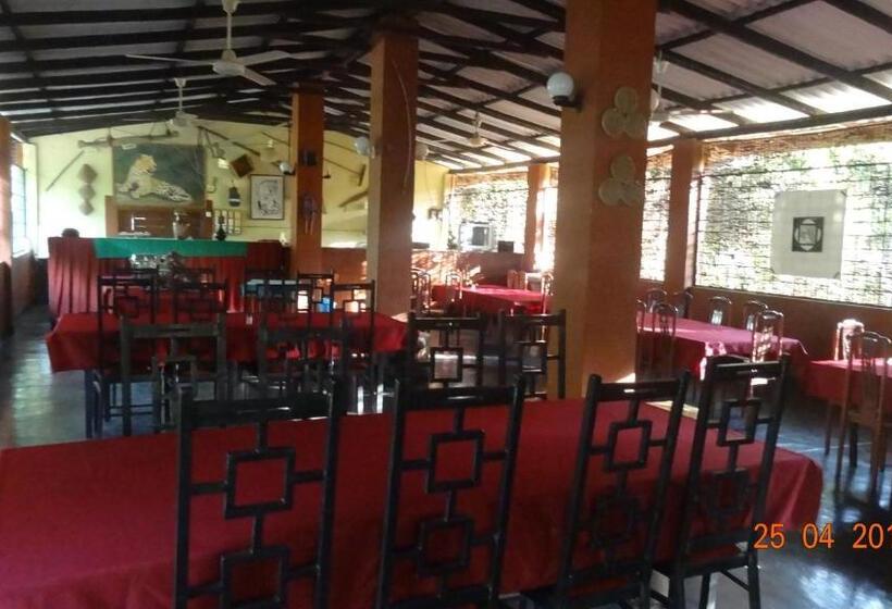 S And K Safari Village Hotel   Wasgamuwa