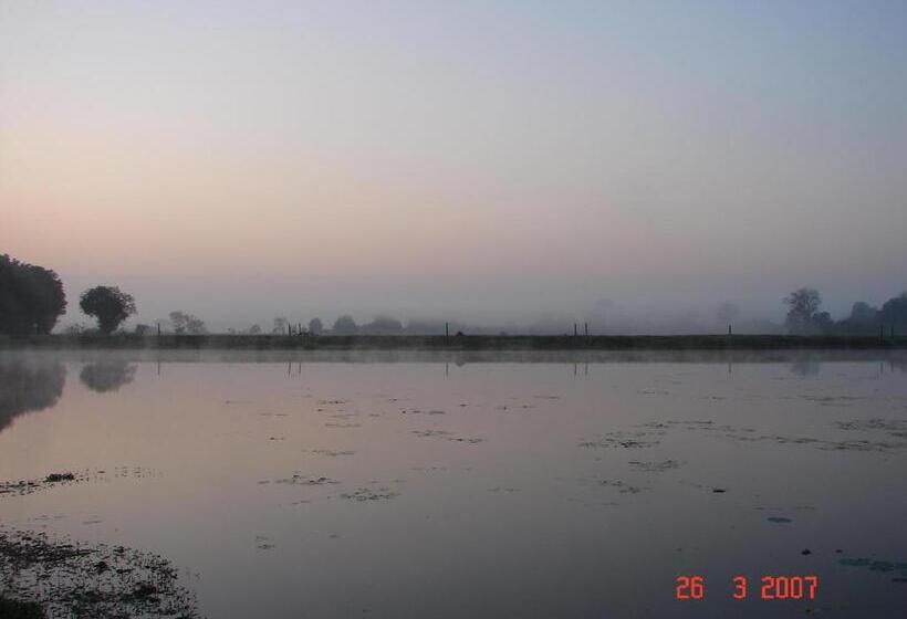 S And K Safari Village Hotel   Wasgamuwa