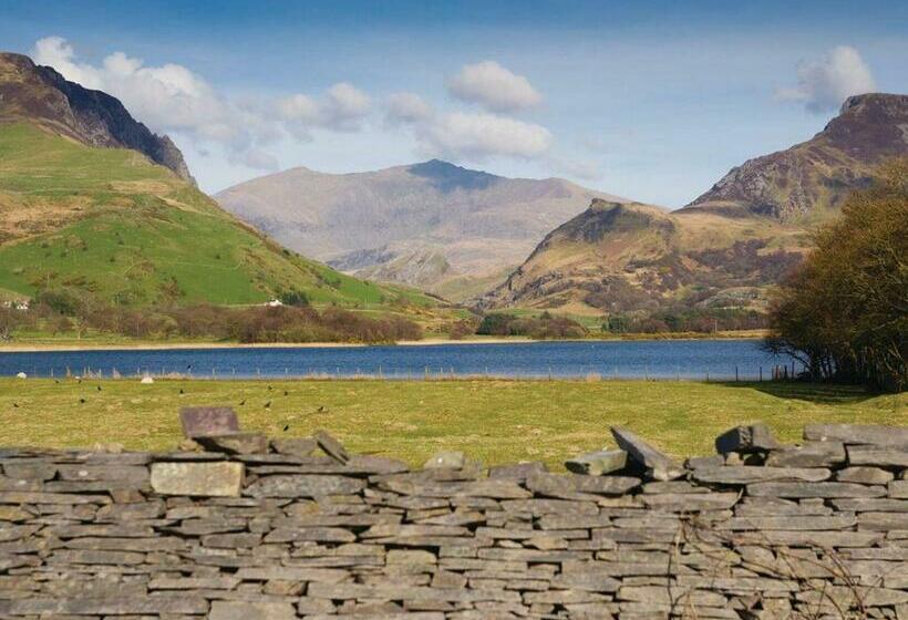 리조트 White Tower Holiday Park