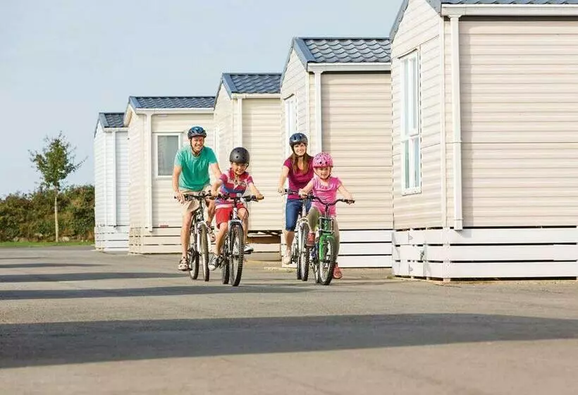 リゾートホテル White Tower Holiday Park