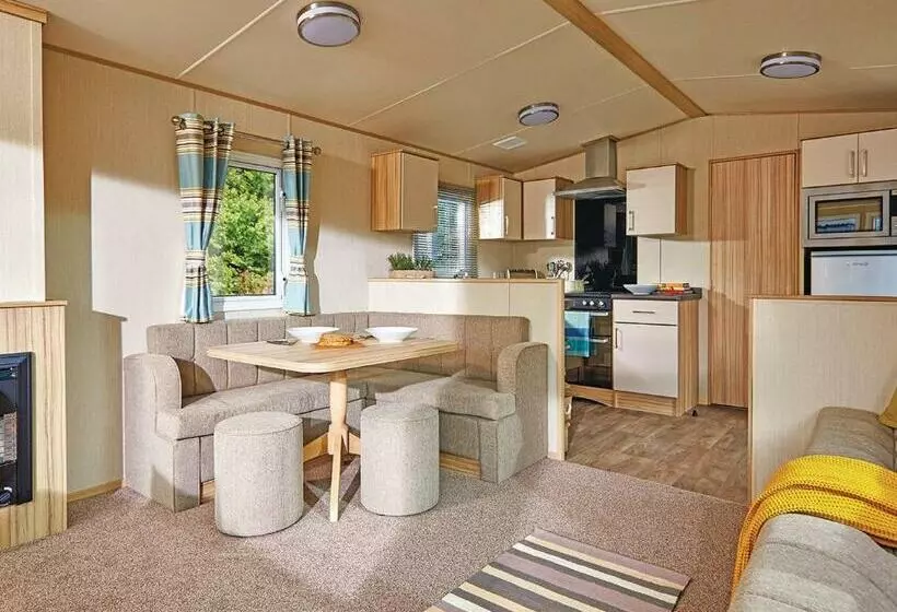 リゾートホテル White Tower Holiday Park