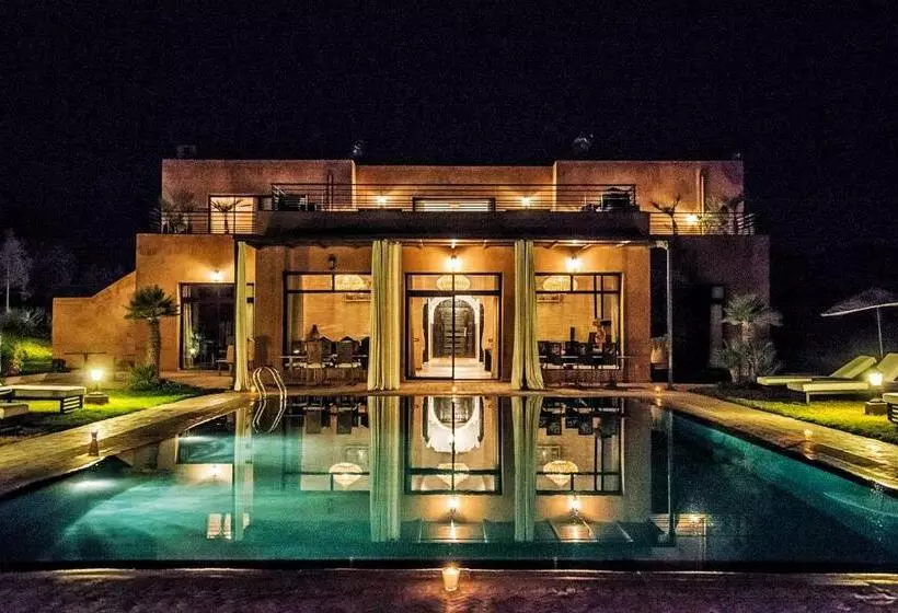 پانسیون Le Domaine By Makassar