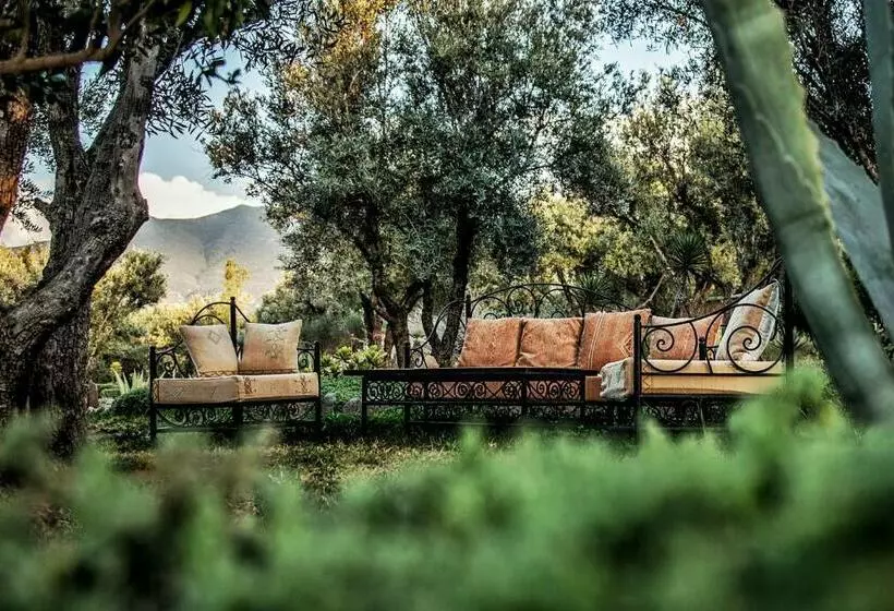 پانسیون Le Domaine By Makassar