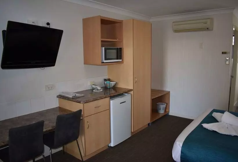 Отель Best Western Tuscany On Tor Motor Inn