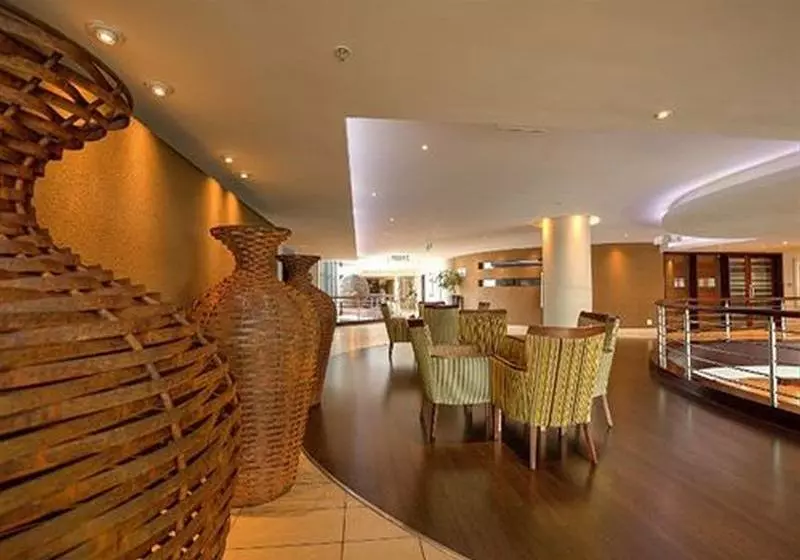هتل City Lodge  At Or Tambo International Airport Johannesburg