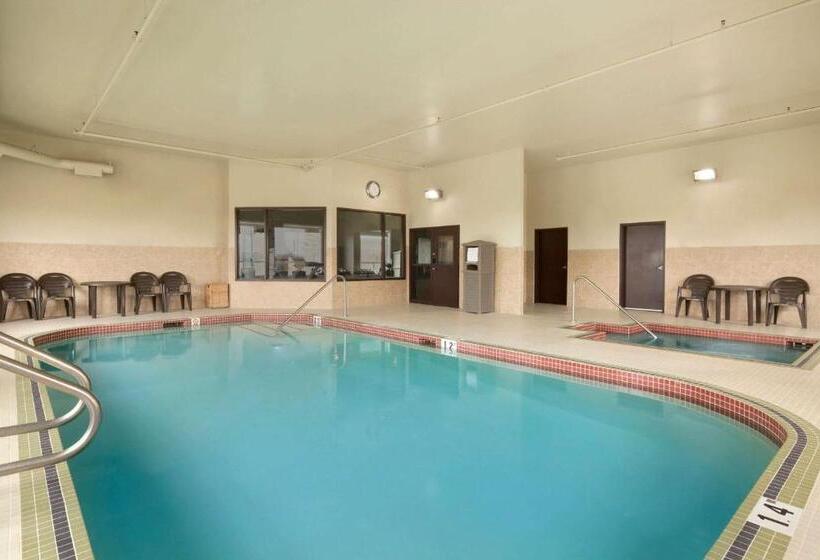 ホテル Days Inn By Wyndham Innisfail