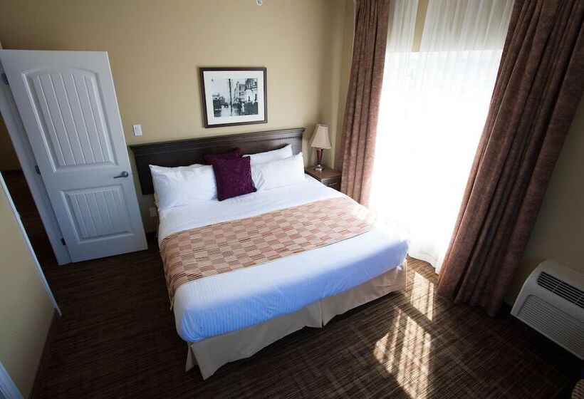 בית מלון כפרי Days Inn By Wyndham Surrey