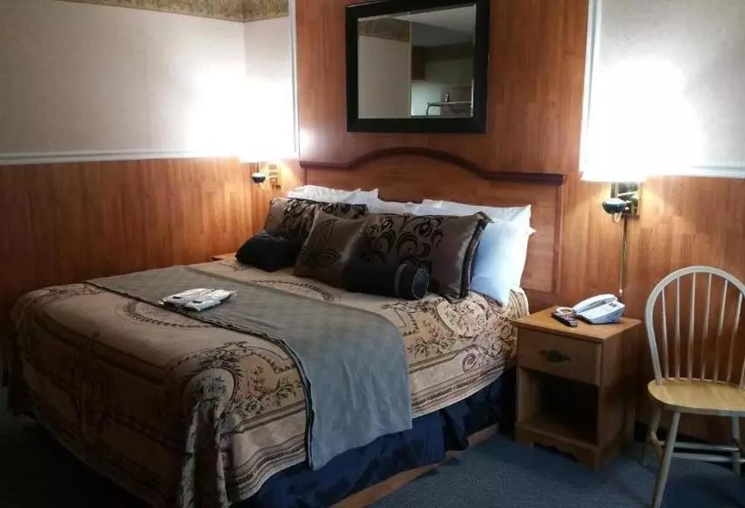 Отель Hallmarc Inn & Suites Of West Memphis