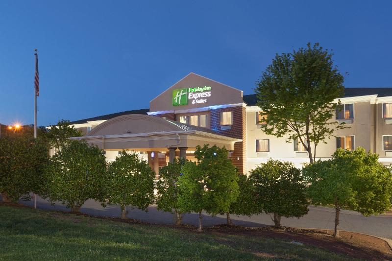 Holiday Inn Express Hotel & Suites Mebane, An Ihg